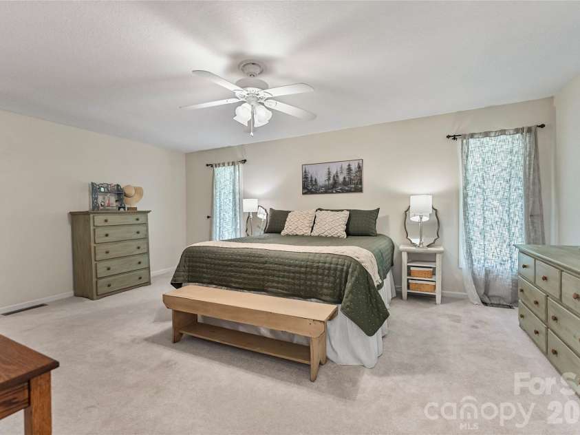 10 Brook Forest Drive, Arden, NC 28704.  MLS# CAR4415849, YatesRealty ID 45754. 