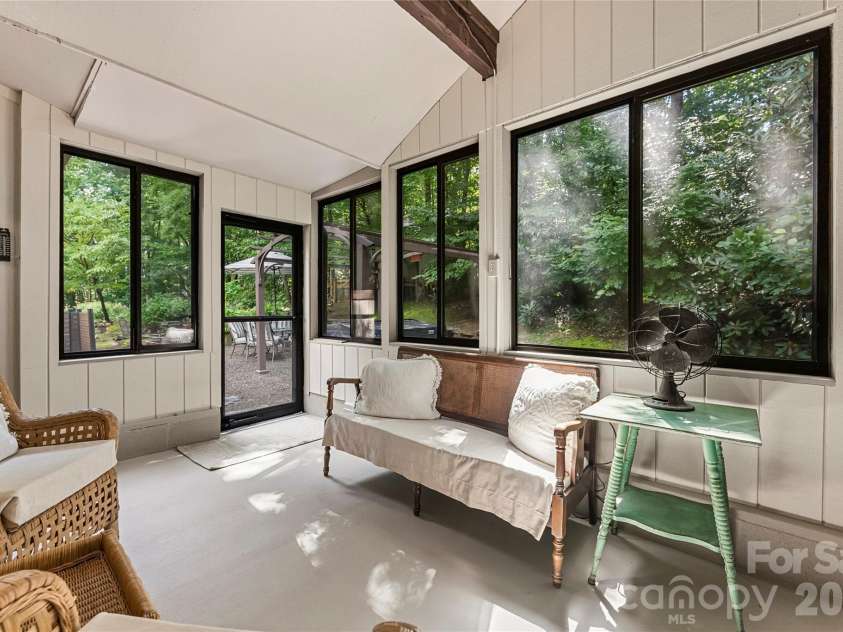 10 Brook Forest Drive, Arden, NC 28704.  MLS# CAR4415849, YatesRealty ID 45754. 