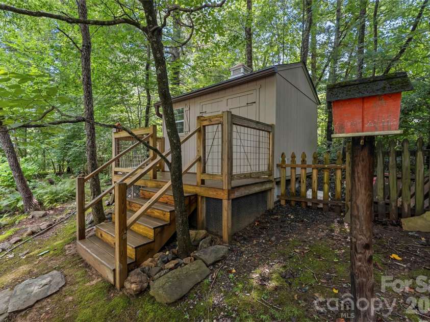 10 Brook Forest Drive, Arden, NC 28704.  MLS# CAR4415849, YatesRealty ID 45754. 