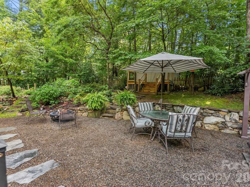 10 Brook Forest Drive, Arden, NC 28704.  MLS# CAR4415849, YatesRealty ID 45754. 