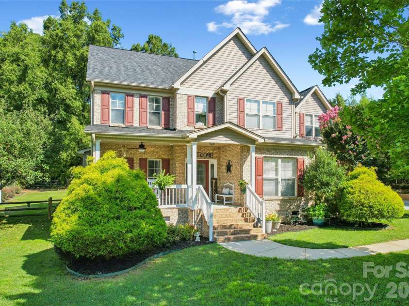 447 Shelby Ann Lane, Rock Hill, SC 29732.  MLS# CAR4414883, YatesRealty ID 45755. 