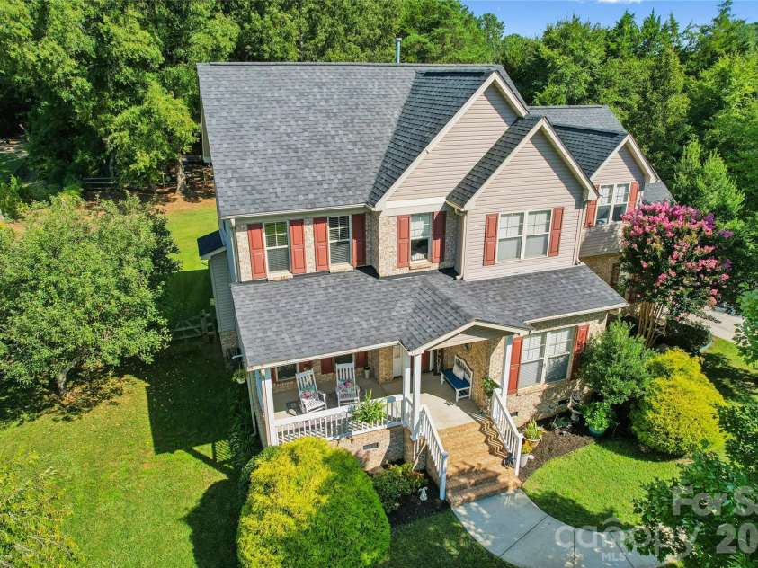 447 Shelby Ann Lane, Rock Hill, SC 29732.  MLS# CAR4414883, YatesRealty ID 45755. 