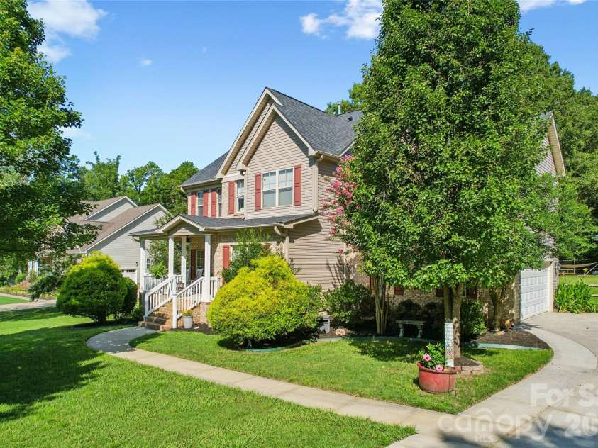447 Shelby Ann Lane, Rock Hill, SC 29732.  MLS# CAR4414883, YatesRealty ID 45755. 