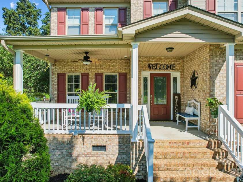 447 Shelby Ann Lane, Rock Hill, SC 29732.  MLS# CAR4414883, YatesRealty ID 45755. 