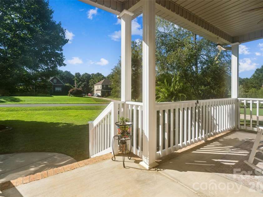 447 Shelby Ann Lane, Rock Hill, SC 29732.  MLS# CAR4414883, YatesRealty ID 45755. 