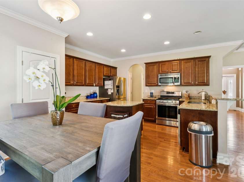 447 Shelby Ann Lane, Rock Hill, SC 29732.  MLS# CAR4414883, YatesRealty ID 45755. 