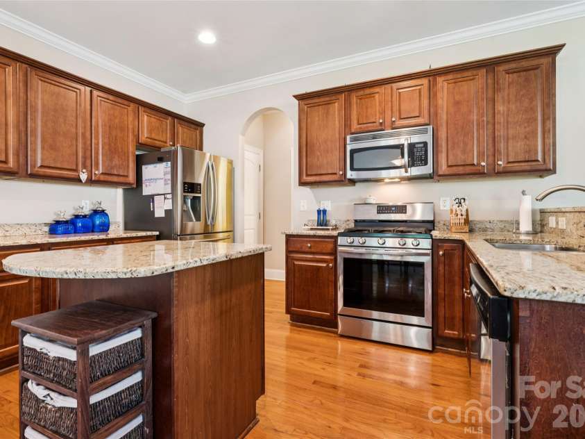 447 Shelby Ann Lane, Rock Hill, SC 29732.  MLS# CAR4414883, YatesRealty ID 45755. 