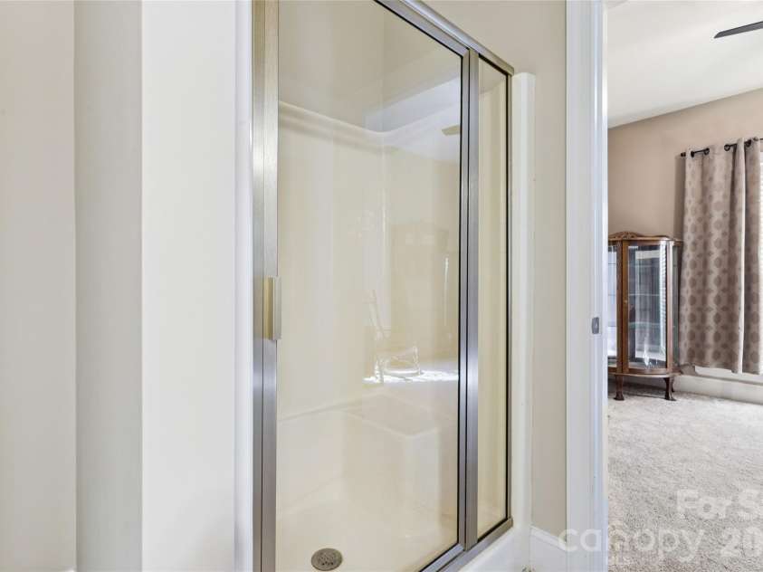 447 Shelby Ann Lane, Rock Hill, SC 29732.  MLS# CAR4414883, YatesRealty ID 45755. 
