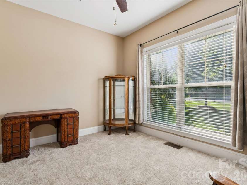 447 Shelby Ann Lane, Rock Hill, SC 29732.  MLS# CAR4414883, YatesRealty ID 45755. 