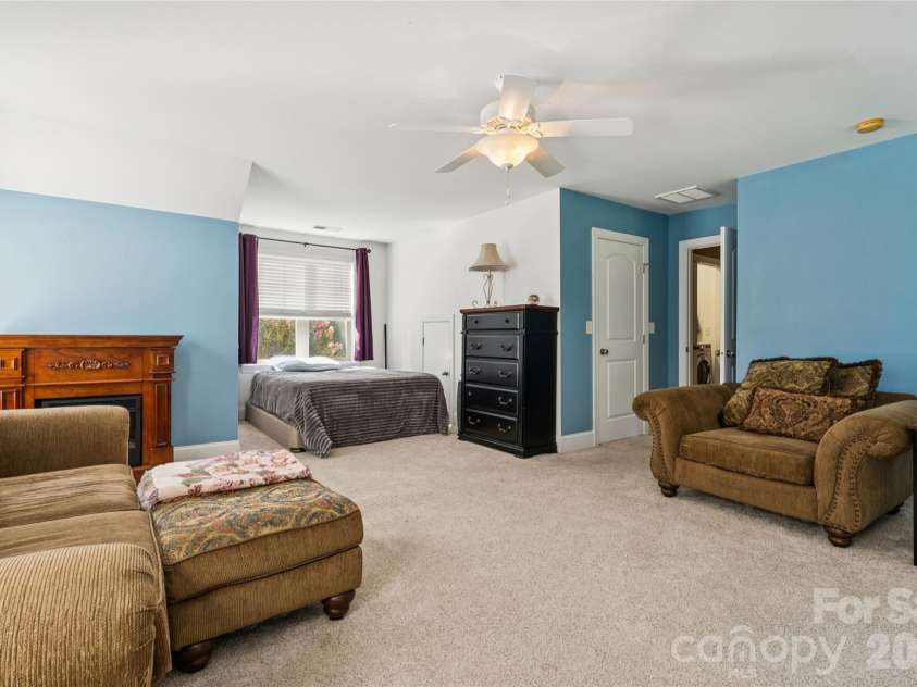 447 Shelby Ann Lane, Rock Hill, SC 29732.  MLS# CAR4414883, YatesRealty ID 45755. 