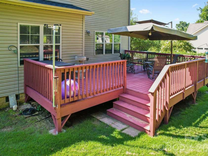 447 Shelby Ann Lane, Rock Hill, SC 29732.  MLS# CAR4414883, YatesRealty ID 45755. 