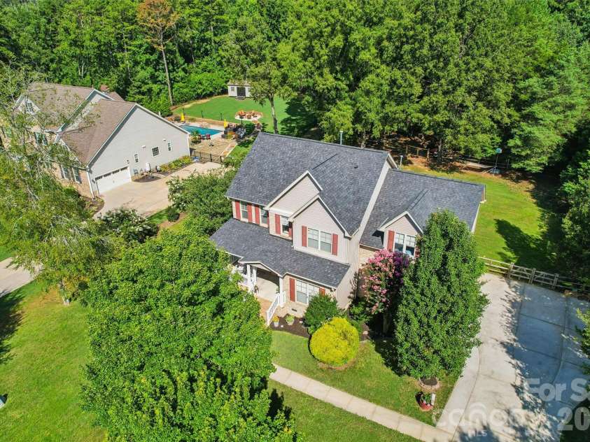 447 Shelby Ann Lane, Rock Hill, SC 29732.  MLS# CAR4414883, YatesRealty ID 45755. 