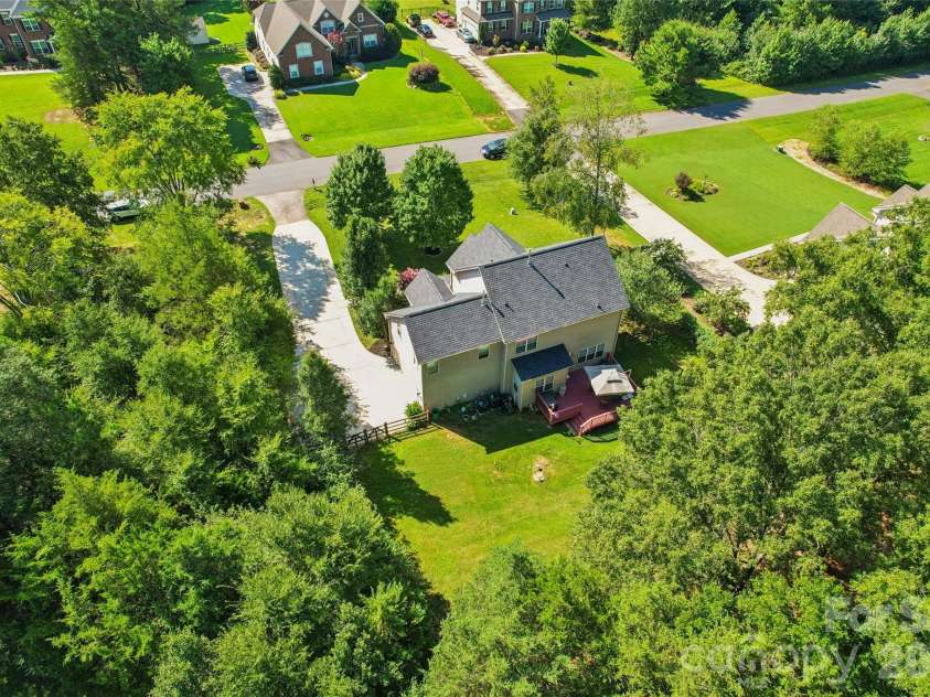 447 Shelby Ann Lane, Rock Hill, SC 29732.  MLS# CAR4414883, YatesRealty ID 45755. 