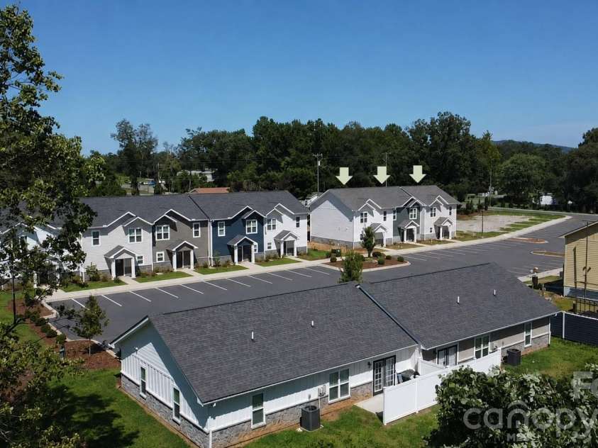 189 Beacon Avenue, Morganton, NC 28655.  MLS# CAR4415983, YatesRealty ID 45756. 
