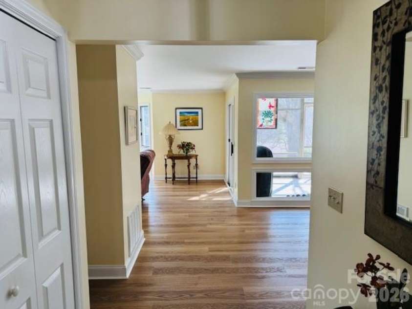 121 Burning Tree Lane, Flat Rock, NC 28731.  MLS# CAR4352106, YatesRealty ID 4576. 