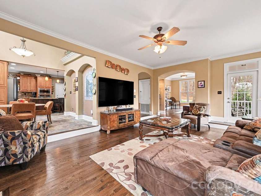 134 Palmer Marsh Place, Mooresville, NC 28117.  MLS# CAR4340552, YatesRealty ID 4576. 