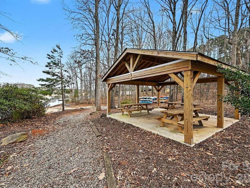 134 Palmer Marsh Place, Mooresville, NC 28117.  MLS# CAR4340552, YatesRealty ID 4576. 