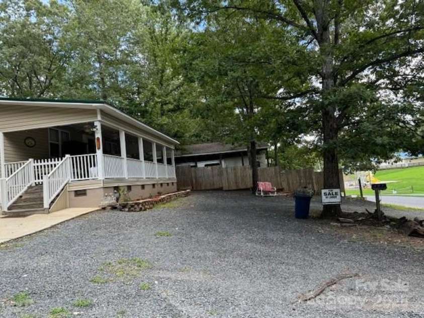 207 Deer Park Road, Mount Gilead, NC 27306.  MLS# CAR4244274, YatesRealty ID 4576. 