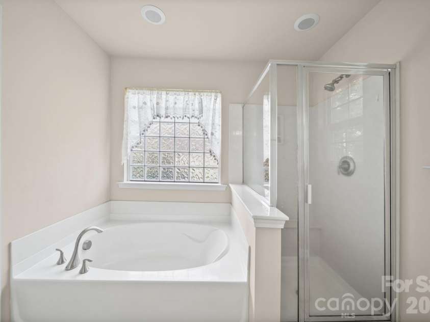 417 Stowe Road, Belmont, NC 28012.  MLS# CAR4414659, YatesRealty ID 45766. 