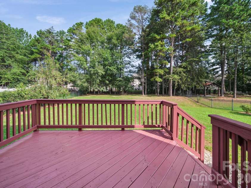 417 Stowe Road, Belmont, NC 28012.  MLS# CAR4414659, YatesRealty ID 45766. 