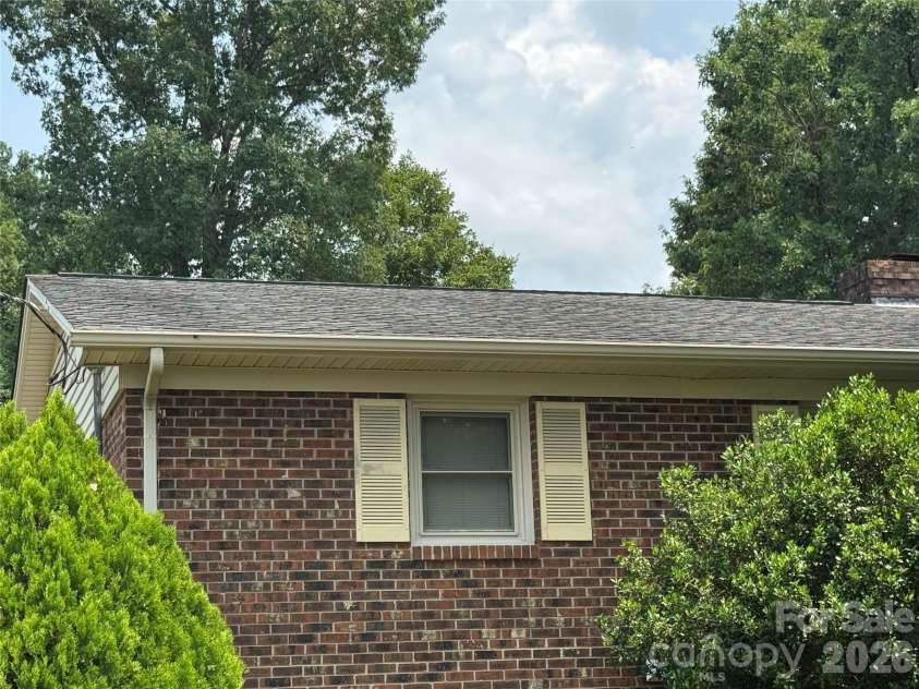 804 Lauras Lane, Albemarle, NC 28001.  MLS# CAR4416908, YatesRealty ID 45768. 