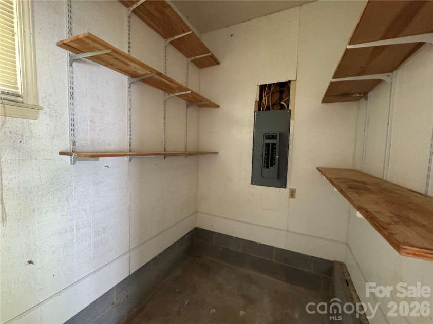 804 Lauras Lane, Albemarle, NC 28001.  MLS# CAR4416908, YatesRealty ID 45768. 