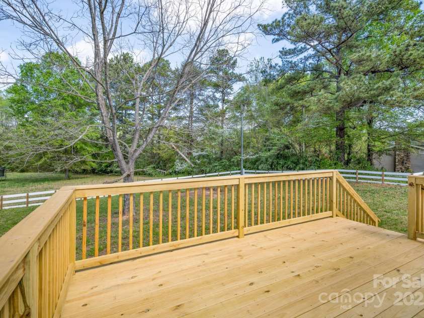 574 Pamela Road, York, SC 29745.  MLS# CAR4240157, YatesRealty ID 4577. 