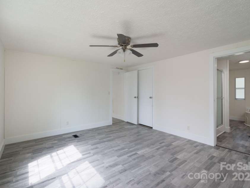 574 Pamela Road, York, SC 29745.  MLS# CAR4240157, YatesRealty ID 4577. Main Bedroom #5