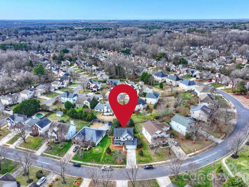 9528 Autumn Applause Drive, Charlotte, NC 28277.  MLS# CAR4340499, YatesRealty ID 4577. Ideal location