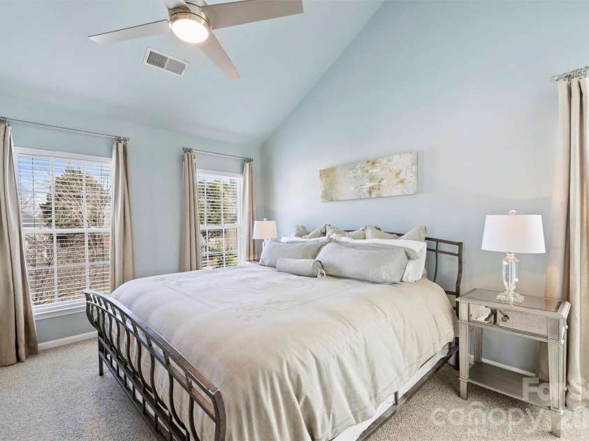 9528 Autumn Applause Drive, Charlotte, NC 28277.  MLS# CAR4340499, YatesRealty ID 4577. Primary bedroom