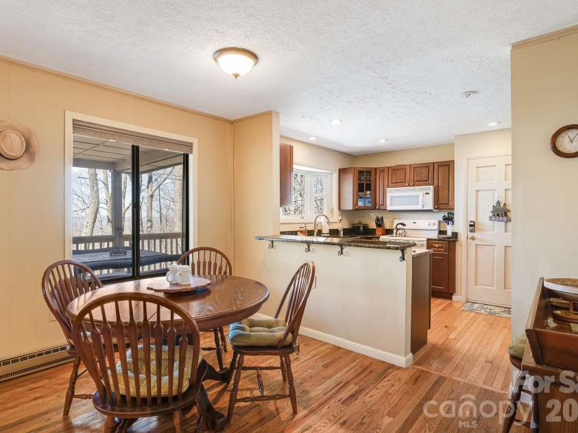 170 Lucas Lane, Mars Hill, NC 28754.  MLS# CAR4416538, YatesRealty ID 45770. 