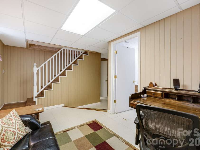 170 Lucas Lane, Mars Hill, NC 28754.  MLS# CAR4416538, YatesRealty ID 45770. 