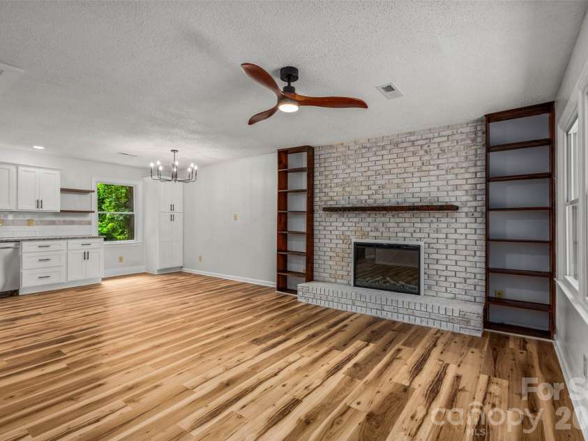 248 Harriet Lane, Statesville, NC 28625.  MLS# CAR4416596, YatesRealty ID 45772. 