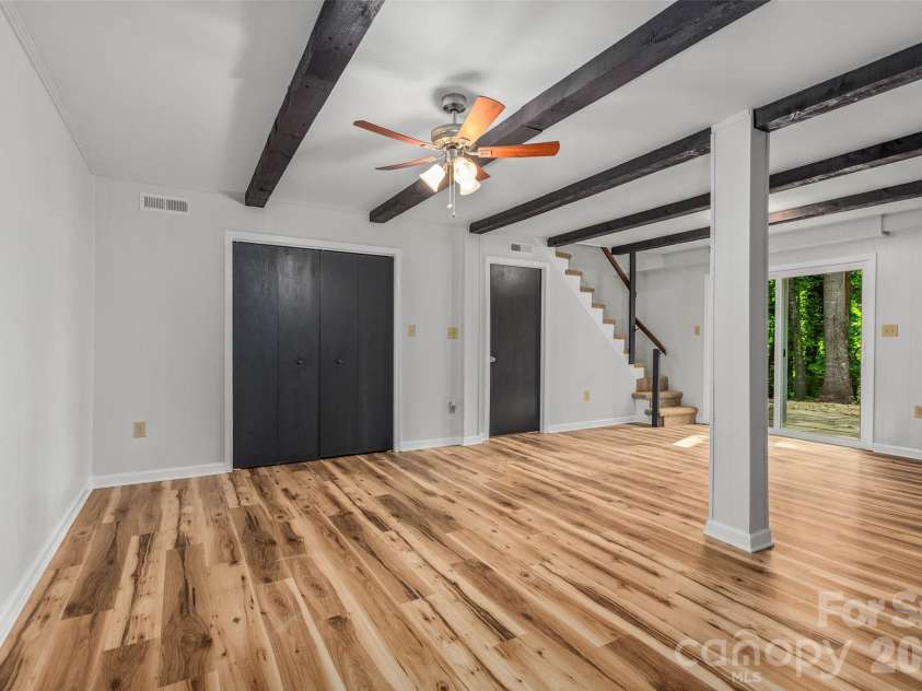 248 Harriet Lane, Statesville, NC 28625.  MLS# CAR4416596, YatesRealty ID 45772. 