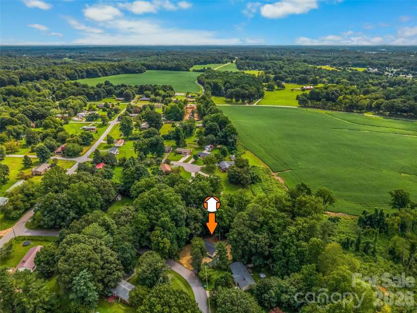 248 Harriet Lane, Statesville, NC 28625.  MLS# CAR4416596, YatesRealty ID 45772. 