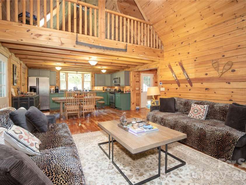 400 Amber Drive, Bakersville, NC 28075.  MLS# CAR4413405, YatesRealty ID 45778. 