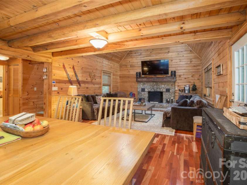 400 Amber Drive, Bakersville, NC 28075.  MLS# CAR4413405, YatesRealty ID 45778. 