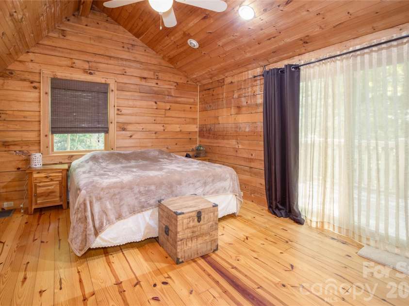 400 Amber Drive, Bakersville, NC 28075.  MLS# CAR4413405, YatesRealty ID 45778. 