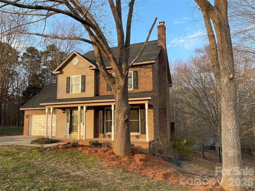 138 Walking Horse Run, Stanley, NC 28164.  MLS# CAR4345885, YatesRealty ID 4578. 