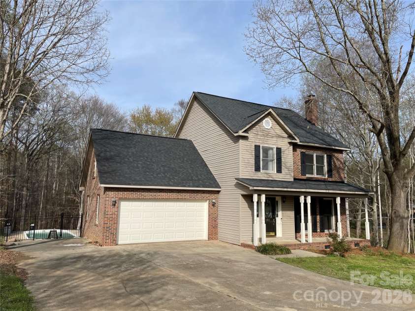 138 Walking Horse Run, Stanley, NC 28164.  MLS# CAR4345885, YatesRealty ID 4578. 