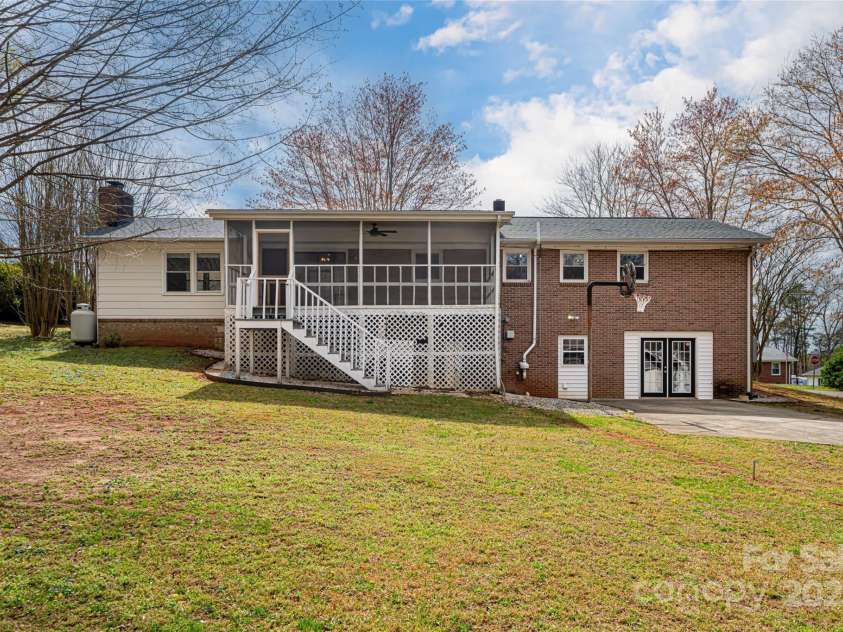 153 Brookwood Drive, Spindale, NC 28160.  MLS# CAR4241815, YatesRealty ID 4578. 