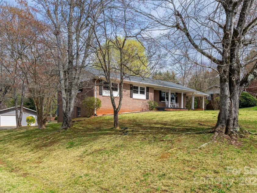 153 Brookwood Drive, Spindale, NC 28160.  MLS# CAR4241815, YatesRealty ID 4578. 
