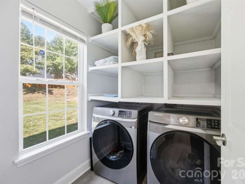7204 Hidden Creek Drive, Charlotte, NC 28214.  MLS# CAR4416721, YatesRealty ID 45780. 