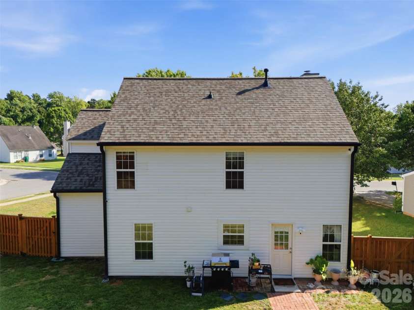 7204 Hidden Creek Drive, Charlotte, NC 28214.  MLS# CAR4416721, YatesRealty ID 45780. 