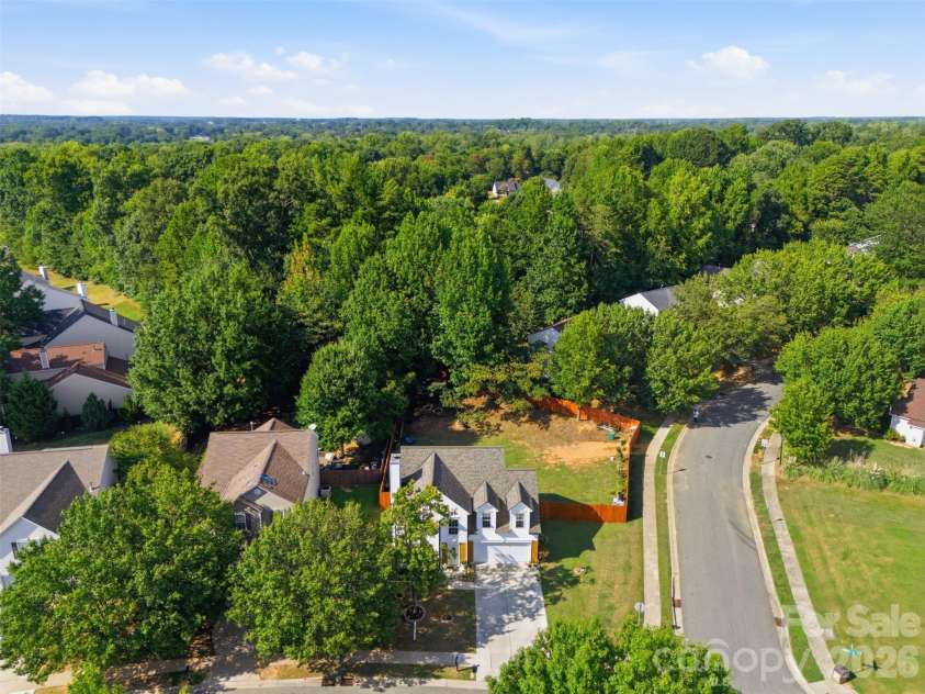 7204 Hidden Creek Drive, Charlotte, NC 28214.  MLS# CAR4416721, YatesRealty ID 45780. 
