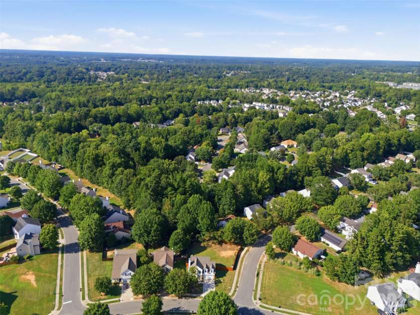 7204 Hidden Creek Drive, Charlotte, NC 28214.  MLS# CAR4416721, YatesRealty ID 45780. 