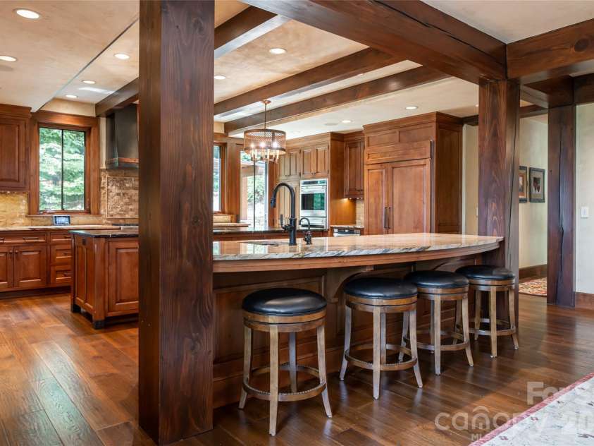 383 Eagle Ridge Road, Zirconia, NC 28790.  MLS# CAR4414334, YatesRealty ID 45781. Gourmet, Chefs Kitchen