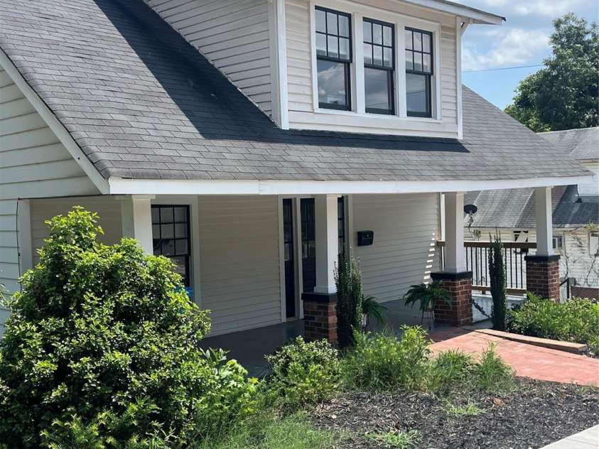 134 4th Street, Albemarle, NC 28001.  MLS# CAR4417097, YatesRealty ID 45782. 