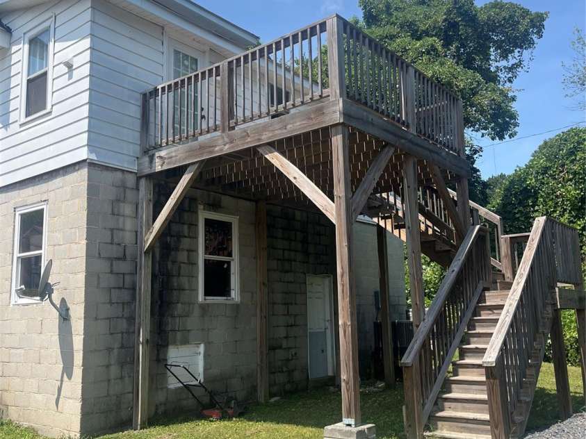 134 4th Street, Albemarle, NC 28001.  MLS# CAR4417097, YatesRealty ID 45782. 