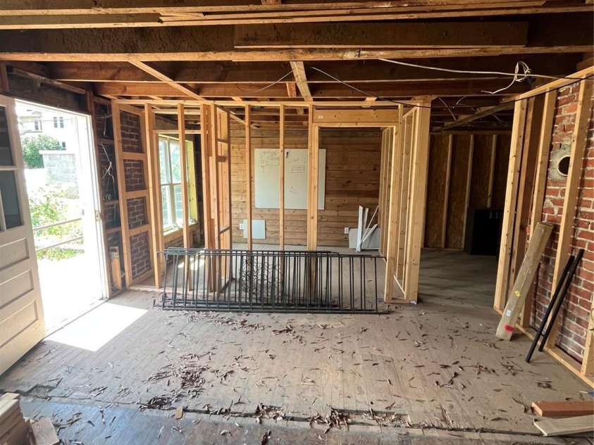 134 4th Street, Albemarle, NC 28001.  MLS# CAR4417097, YatesRealty ID 45782. 